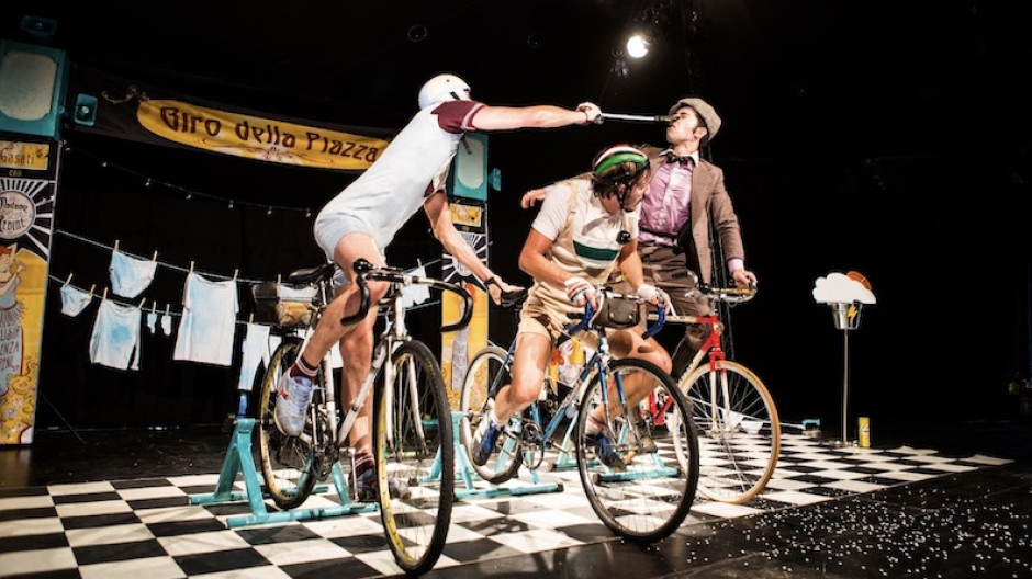 Notti di Cabiria, “Giro della piazza”: gara-spettacolo ciclismo e acrobazie  